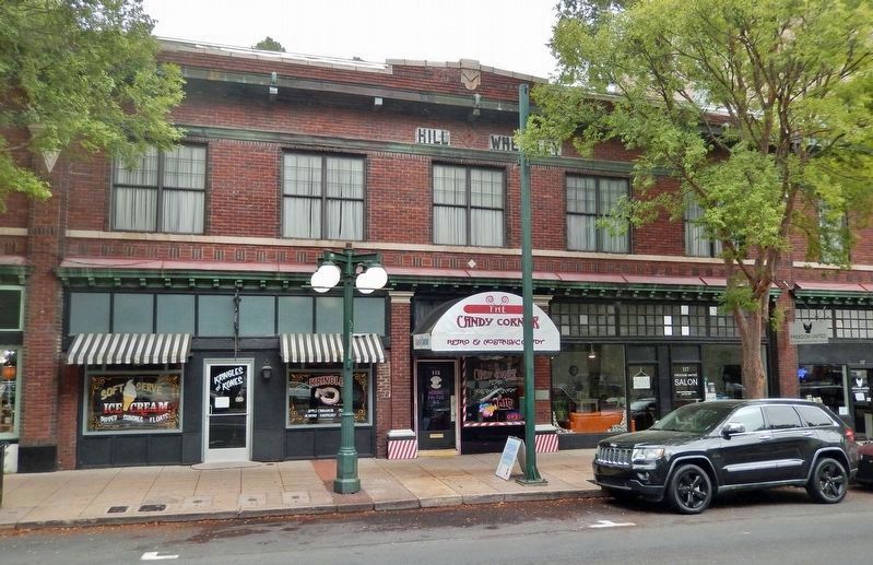 101 Central Avenue Block / Hill Wheatley Block<br>(<i>center section</i>). Click for full size. 101 Central Avenue Block / Hill Wheatley Block<br>(<i>center section</i>) image. Click for full size.