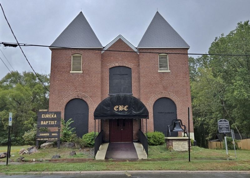 Eureka Missionary Baptist Church (<i>west/front elevation</i>) image. Click for full size.