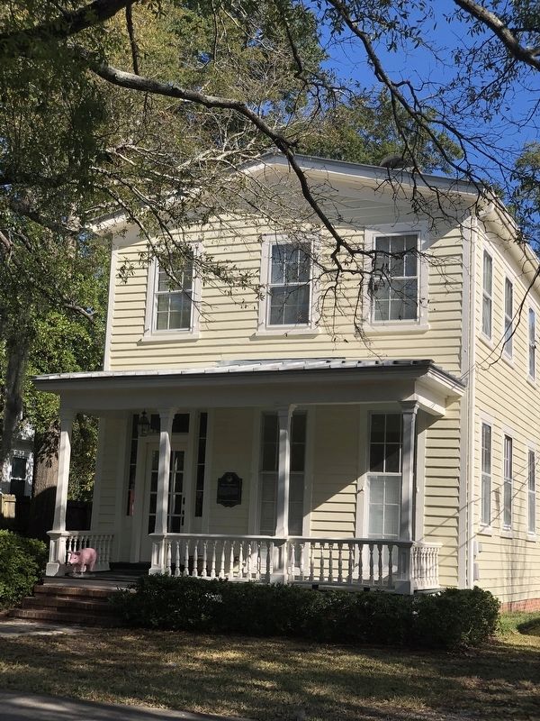 Runge-Tienken House Marker. Click for full size. Runge-Tienken House Marker image. Click for full size.