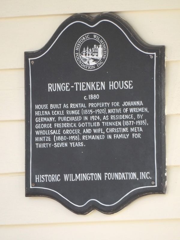Runge-Tienken House Marker. Click for full size. Runge-Tienken House Marker image. Click for full size.