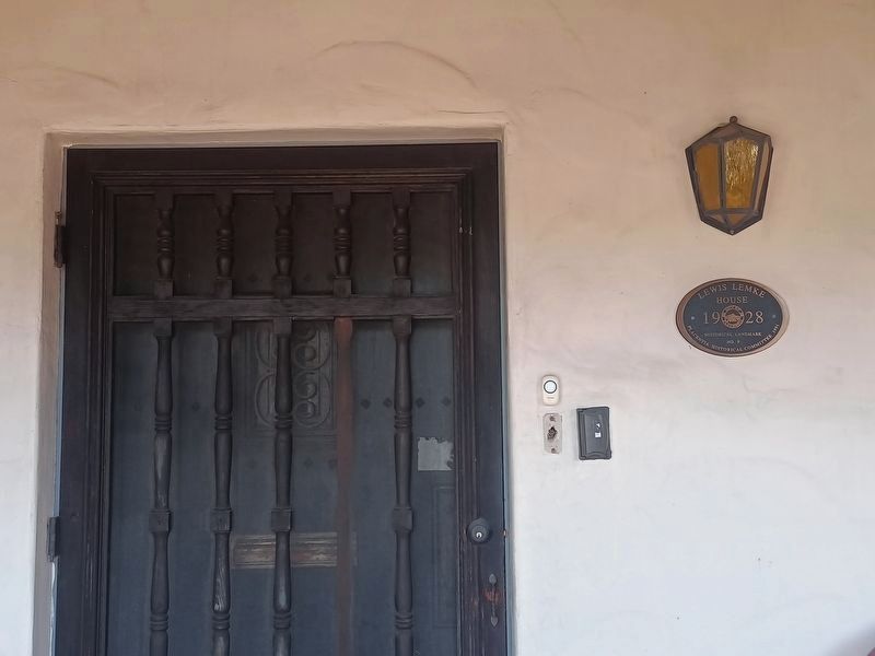 Marker to the right of the door image. Click for full size.