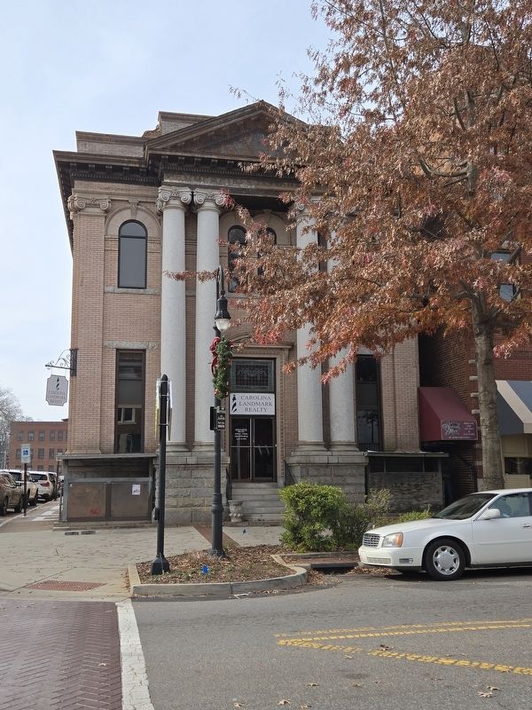 Former Commercial National Bank building, now home to Carolina Landmark Realty. Click for full size. Former Commercial National Bank building, now home to Carolina Landmark Realty image. Click for full size.