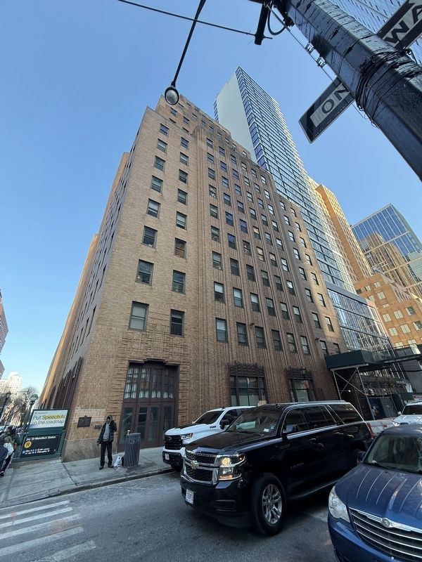 365 Bridge Street image. Click for full size.
