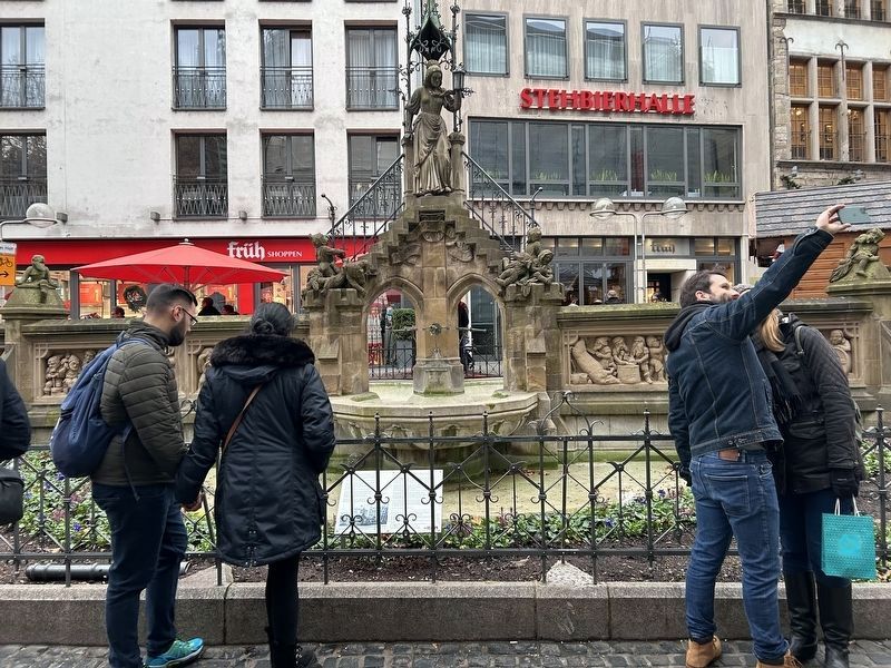 Die Heinzelmännchen Fountain Marker. Click for full size. Die Heinzelmännchen Fountain Marker image. Click for full size.