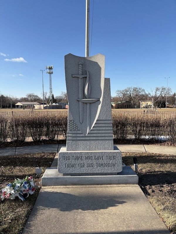 Veterans Memorial image. Click for full size.