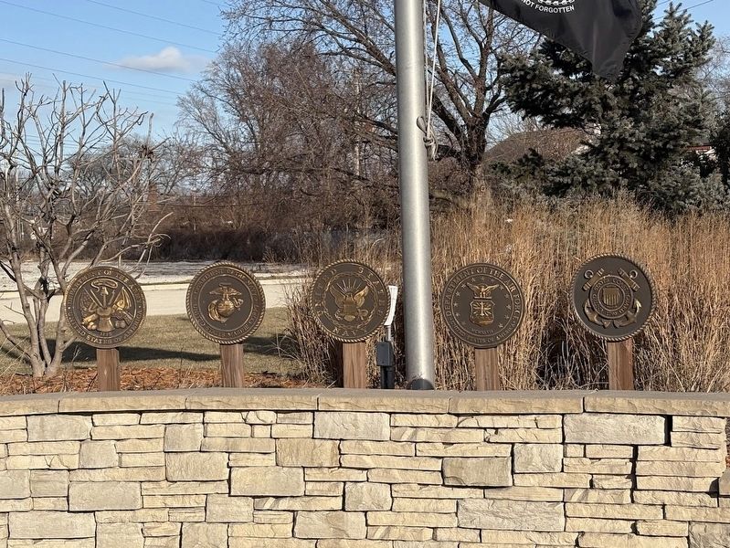 Veterans Memorial image. Click for full size.