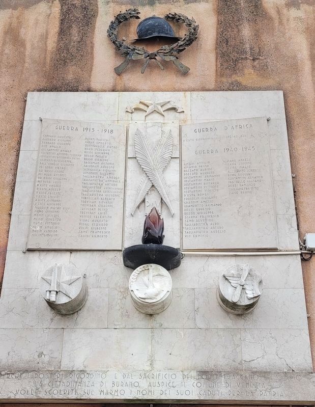 Monumento ai Caduti di Burano / Burano War Memorial image. Click for full size.