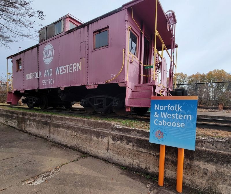 Norfolk & Western Caboose. Click for full size. Norfolk & Western Caboose image. Click for full size.