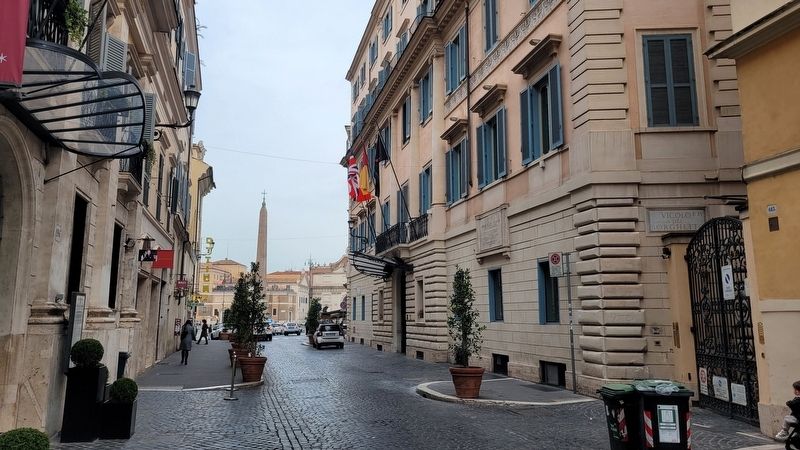 The view of the Hotel Palazzo Nainer and Marker looking toward the Piazza del Popolo image. Click for full size.