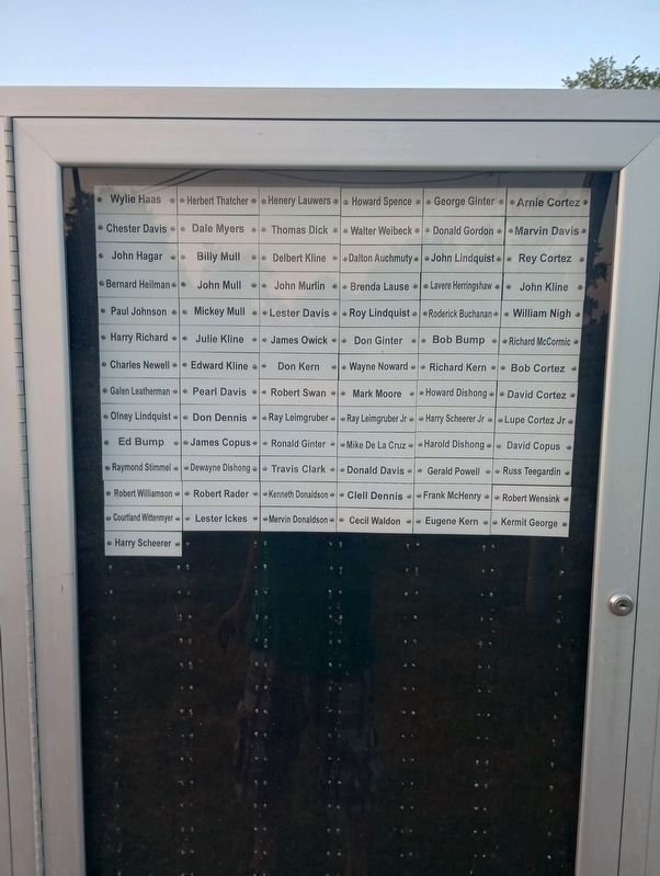 Hoytville Veterans Memorial image. Click for full size.