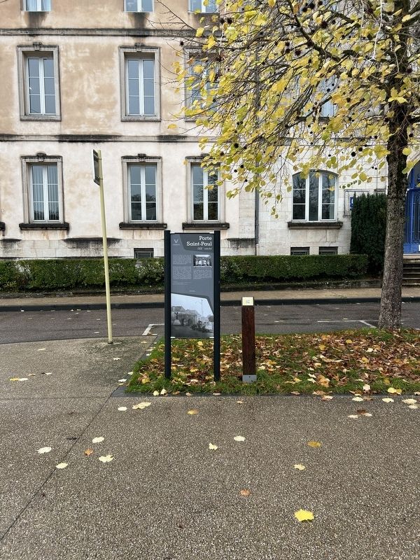 Porte Saint-Paul Marker. Click for full size. Porte Saint-Paul Marker image. Click for full size.