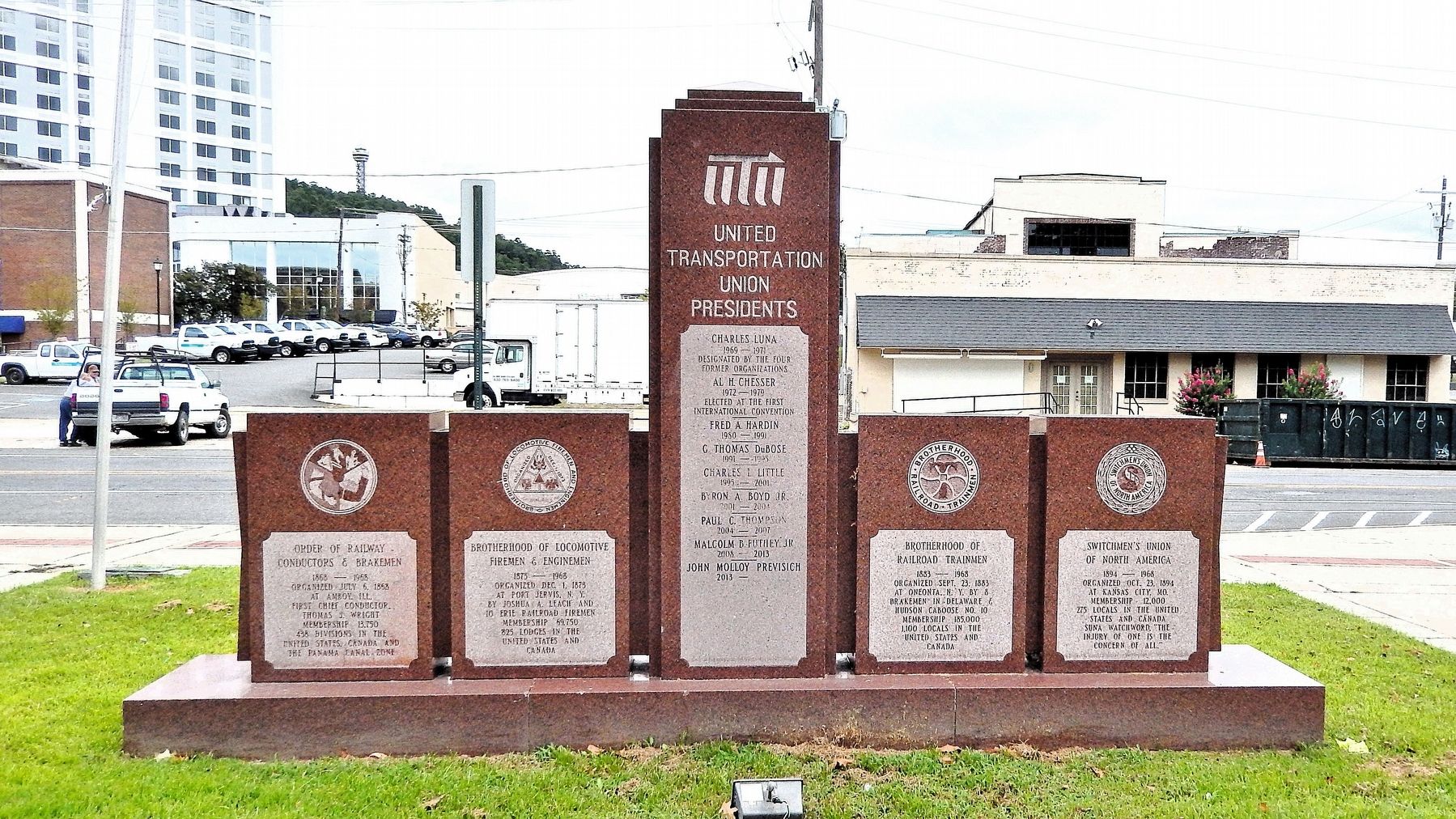 United Transportation Union Monument (<i>west side</i>) image. Click for full size.