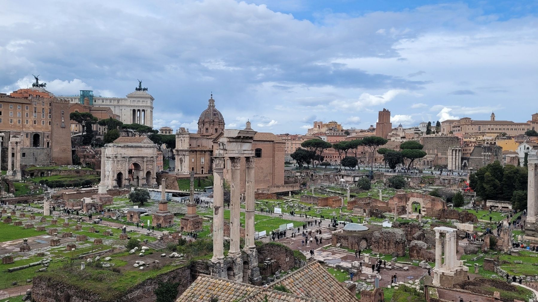 The view of the Roman Forum looking northwest at the marker image. Click for full size.
