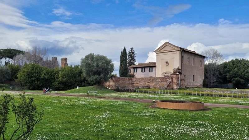 The view of the marker in the courtyard image. Click for full size.
