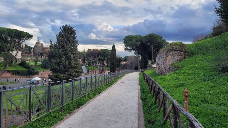 The view of the Late Antique Domus with Apsed Room Marker along the walkway image. Click for full size.