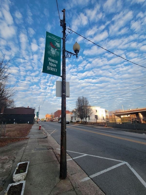 North Main Hill. Click for full size. North Main Hill image. Click for full size.