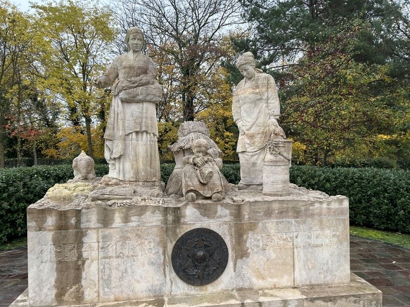 � HONNEUR ET RECONNAISSANCE AUX FEMMES DES TERRITOIRES � Marker image. Click for full size.
