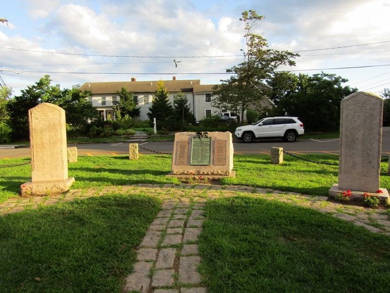 Revolutionary War & War of 1812 Memorial image. Click for full size.