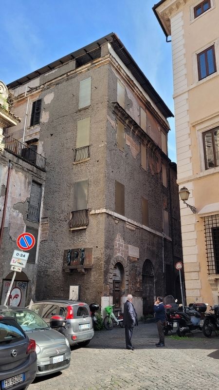 The view of the Giggi Zanazzo Marker on the corner of the building. Click for full size. The view of the Giggi Zanazzo Marker on the corner of the building image. Click for full size.
