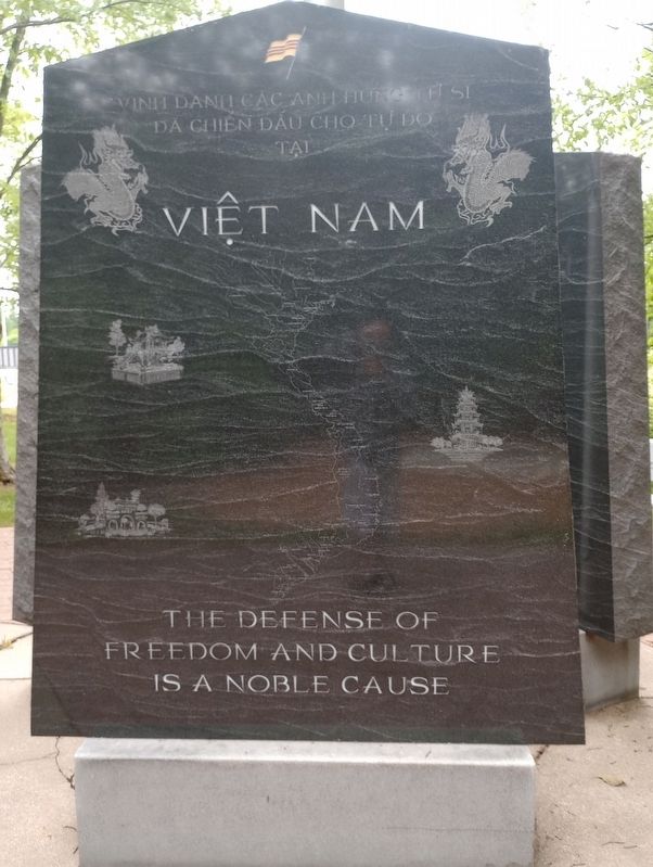 Vietnam Veterans Memorial image. Click for full size.