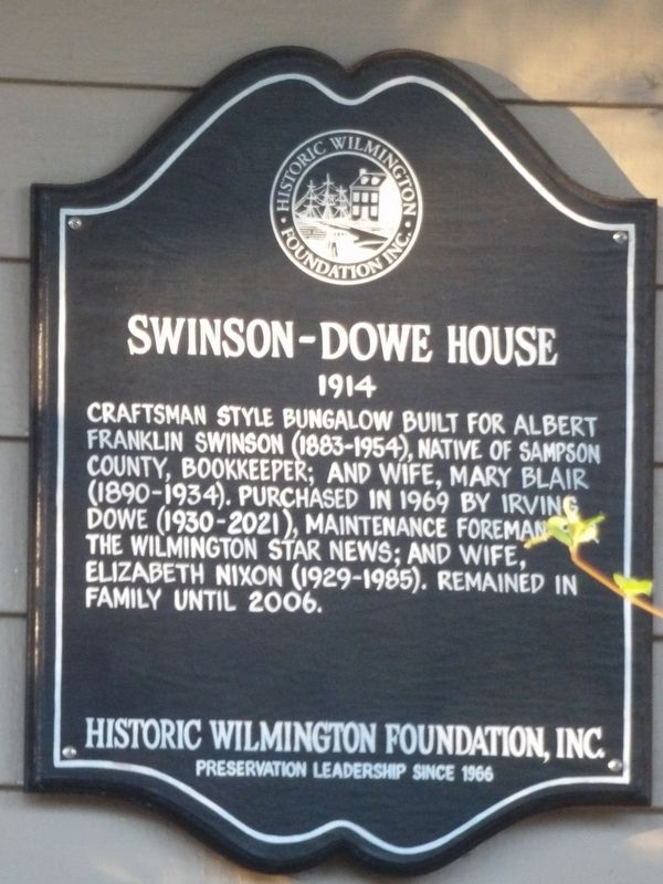 Swinson-Dowe House Marker. Click for full size. Swinson-Dowe House Marker image. Click for full size.