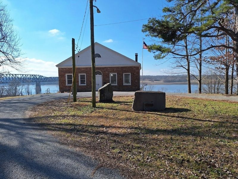 Original Pier Block Marker image. Click for full size.