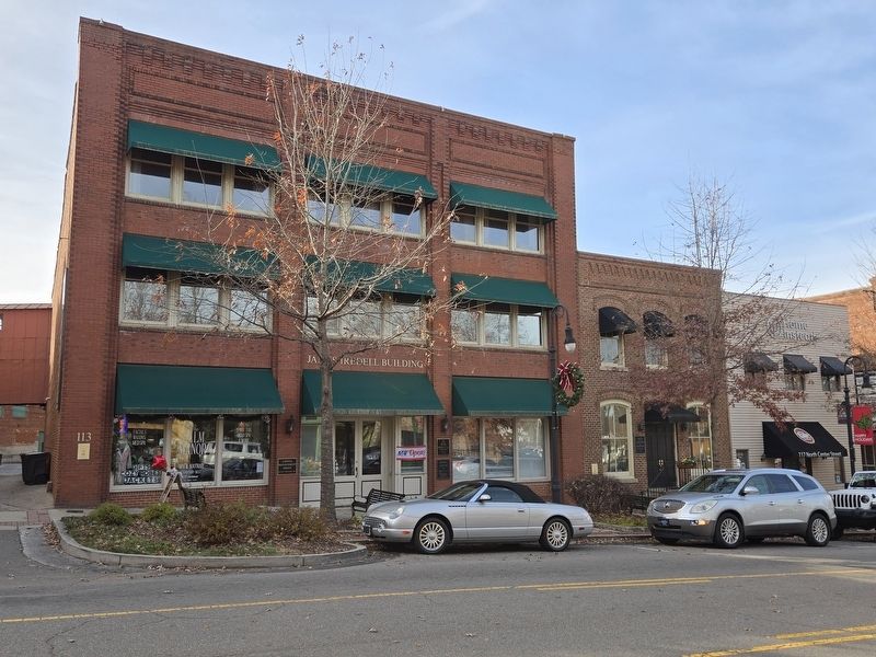 James Iredell Building (3-story structure on the left). image. Click for full size.