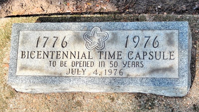 Bicentennial Time Capsule Marker image. Click for full size.