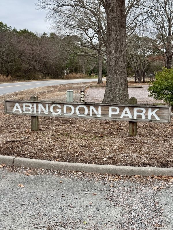 Abington Park Sign image. Click for full size.