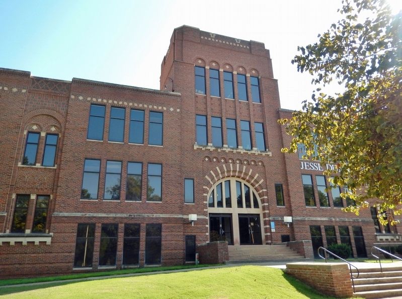 Jesse Dunn Hall (<i>north/front/main entrance</i>). Click for full size. Jesse Dunn Hall (<i>north/front/main entrance</i>) image. Click for full size.