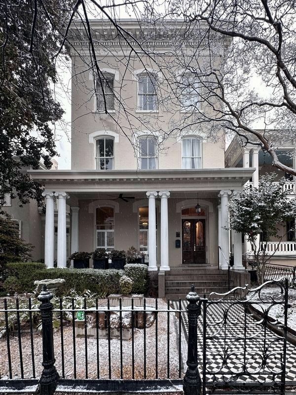 The AS Smith House Front Garden View image. Click for full size.