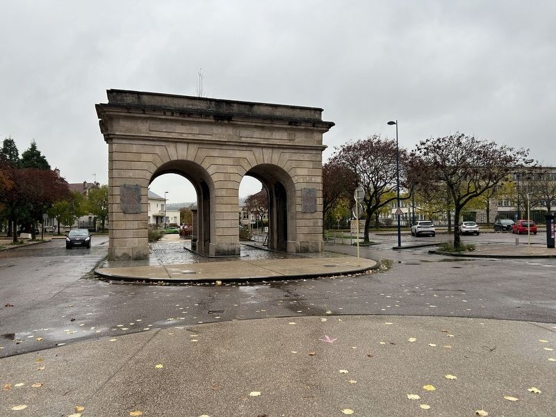 Verdun Marker. Click for full size. Verdun Marker image. Click for full size.