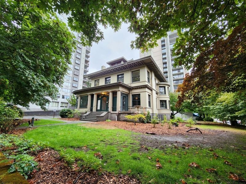 Dearborn House image. Click for full size.