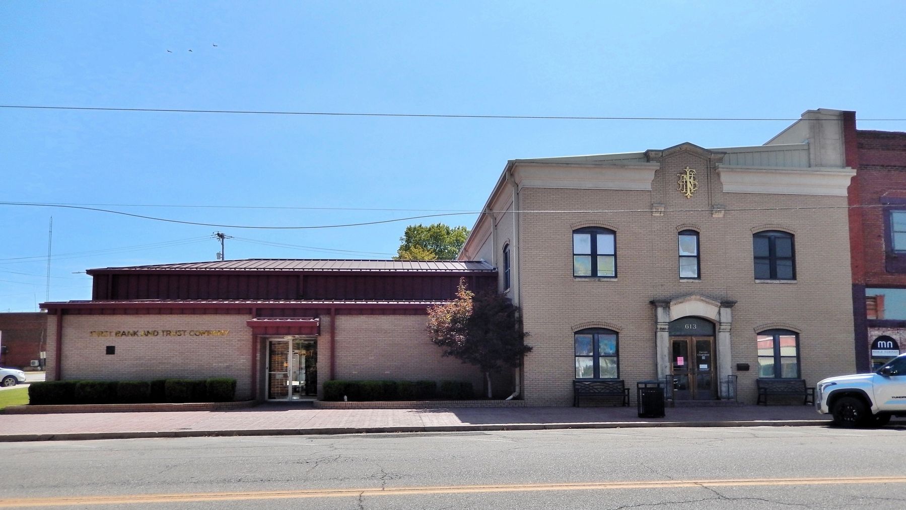 First Bank & Trust Company (<i>north elevation</i>) image. Click for full size.