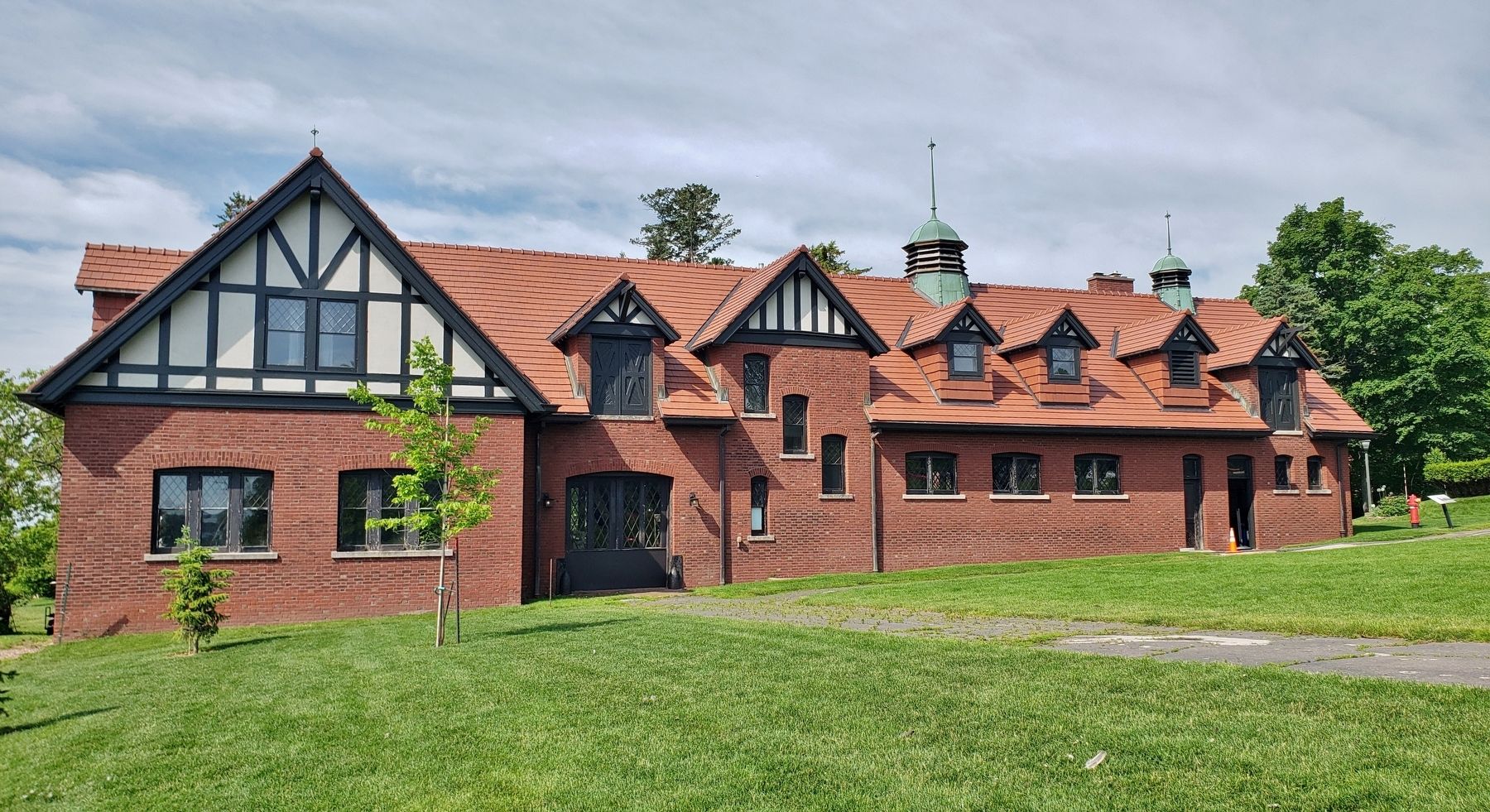The Carriage House (<i>northeast elevation</i>). Click for full size. The Carriage House (<i>northeast elevation</i>) image. Click for full size.