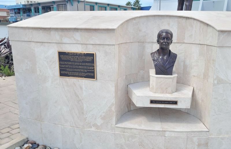 The Sybil Ione McLaughlin statue and Marker image. Click for full size.