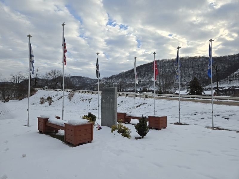 Belle Veterans Memorial. Click for full size. Belle Veterans Memorial image. Click for full size.