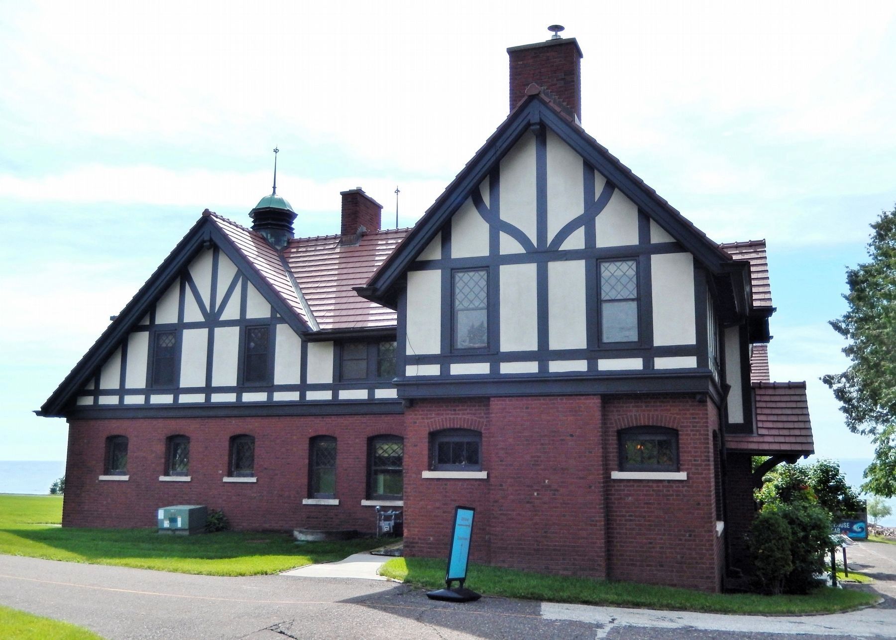 The Carriage House (<i>north elevation</i>). Click for full size. The Carriage House (<i>north elevation</i>) image. Click for full size.