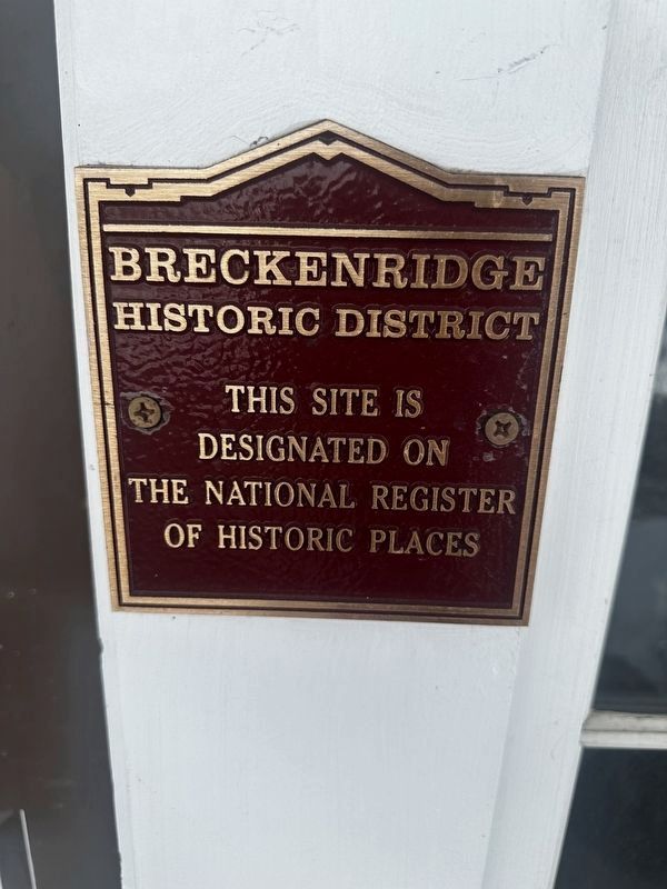 Breckenridge Historic District NRHP Plaque image. Click for full size.