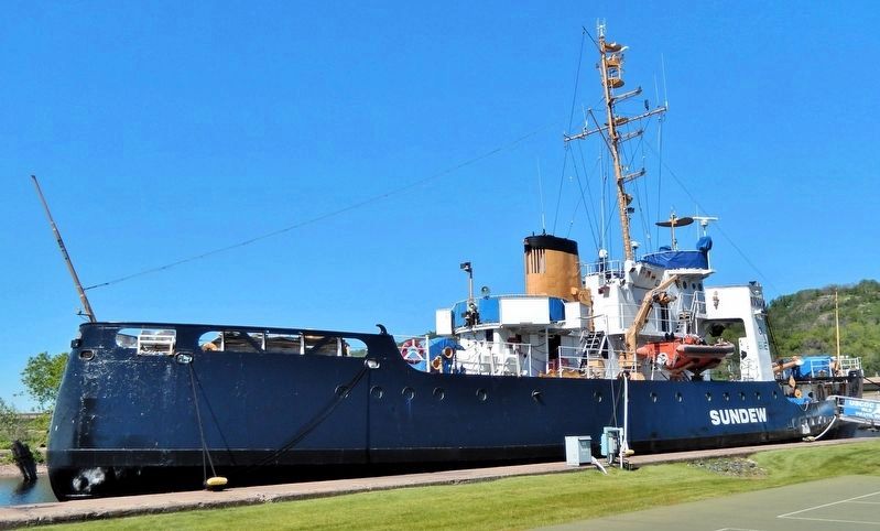 USCGC Sundew (WLB 404) image. Click for full size.