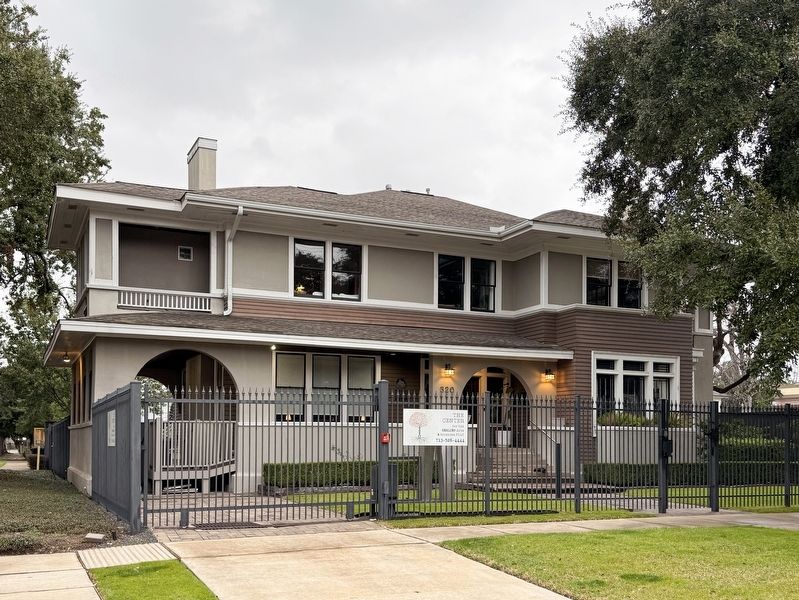 Dr. John H. Foster House image. Click for full size.
