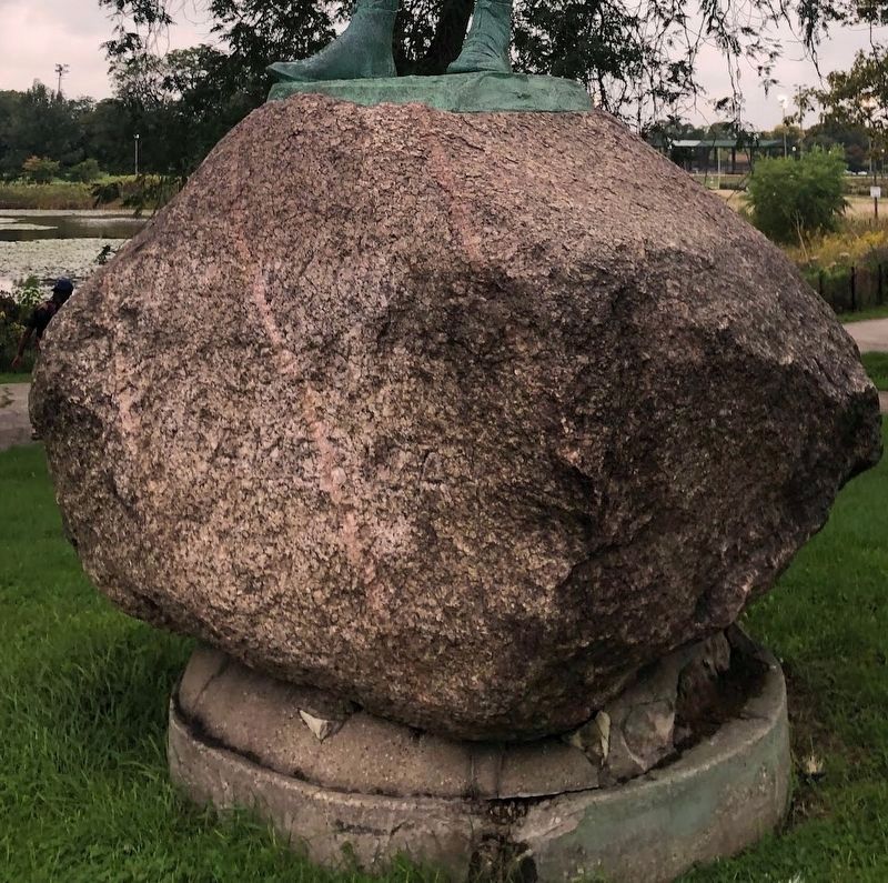 Boulder beneath Leif Erikson statue. Click for full size. Boulder beneath Leif Erikson statue image. Click for full size.