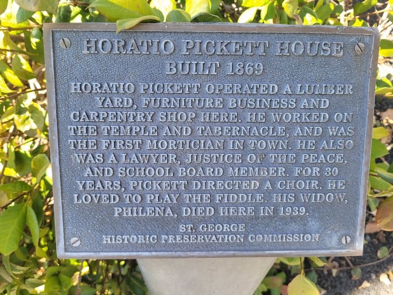 Horatio Pickett House Marker. Click for full size. Horatio Pickett House Marker image. Click for full size.