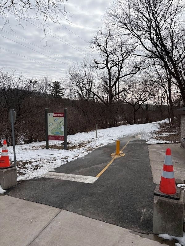 Husac Bicycle Trail. Click for full size. Husac Bicycle Trail image. Click for full size.