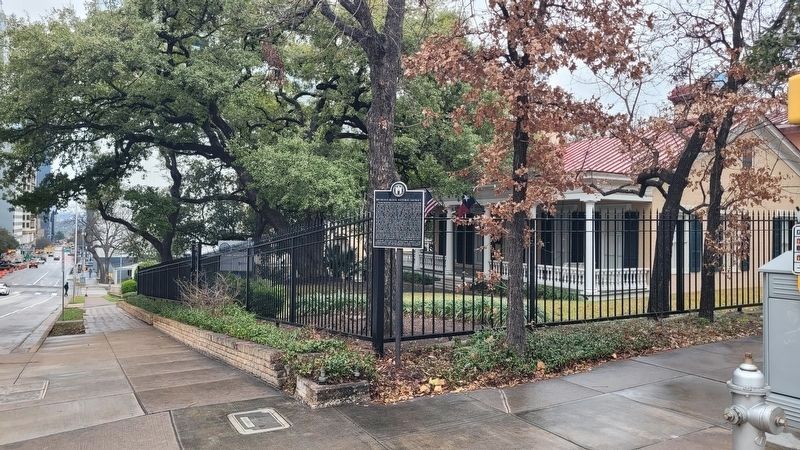 Bremond Block Historic District Marker image. Click for full size.