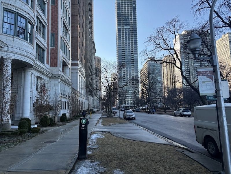 East Lake Shore Drive Marker, facing west image. Click for full size.