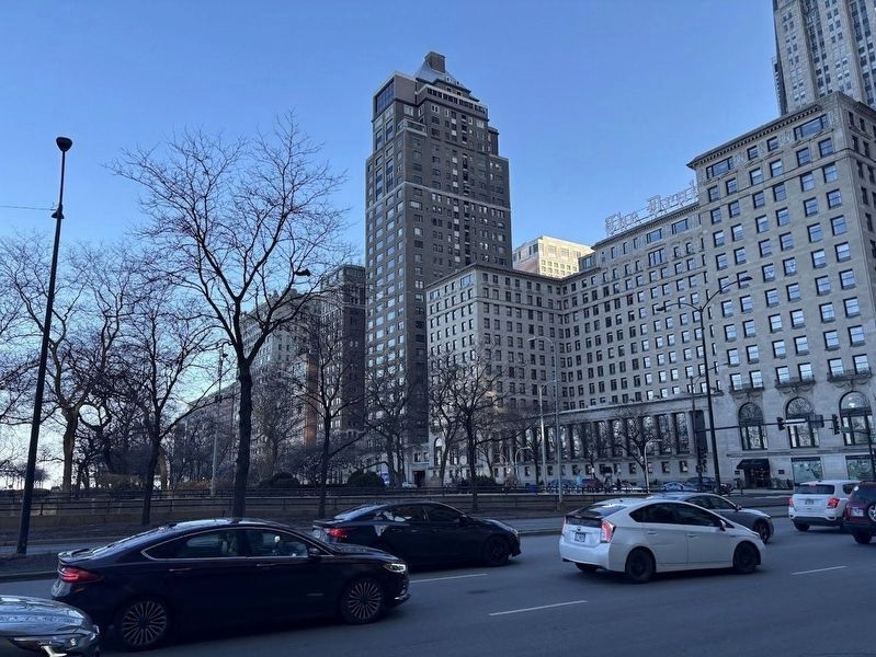 East Lake Shore Drive image. Click for full size.