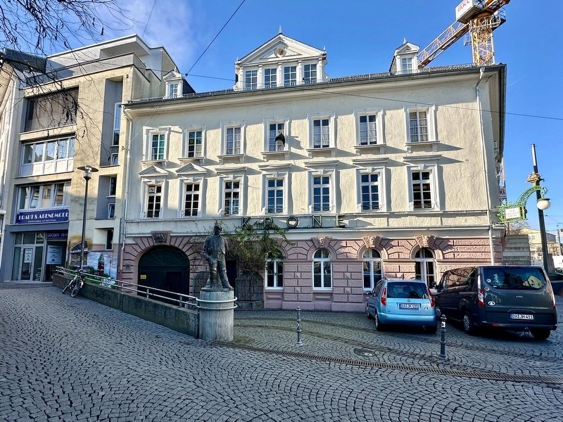 Zur Goldene Krone / Schustergasse 18 and Marker image. Click for full size.