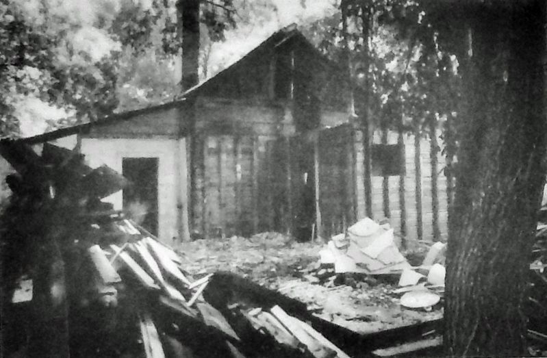Marker detail: Restoration of Bergquist Cabin image. Click for full size.