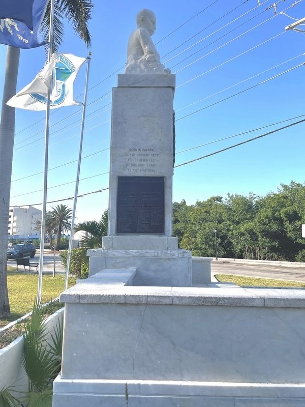 Jose Marti Monument (Left Side) image. Click for full size.